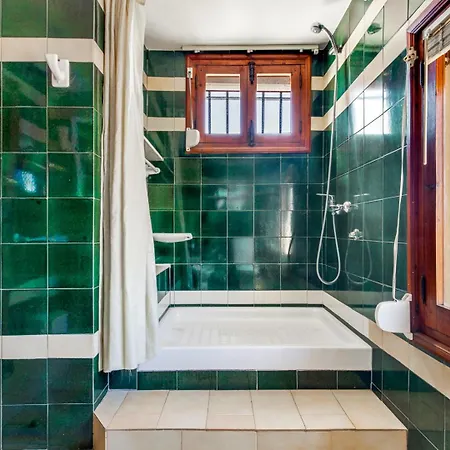 -iponubahomes- Typical Andalusian With Views In Mijas Costa * El Faro